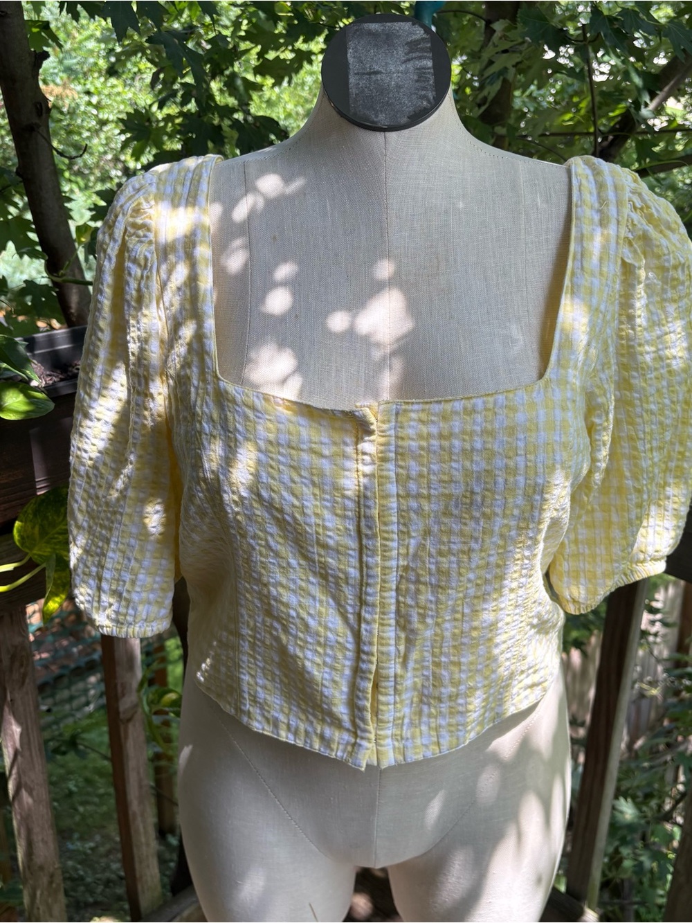 American Eagle Yellow And White Gingham Crop Top Women’s Size XXL